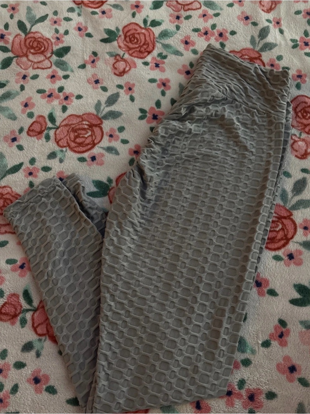 Women Textured Active Leggings - Gray